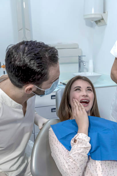 Best Dentist for Tooth Abscess  in Whitinsville, MA